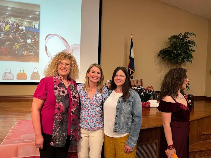 Health at Hand Bodywork + Esthetics Picture 5