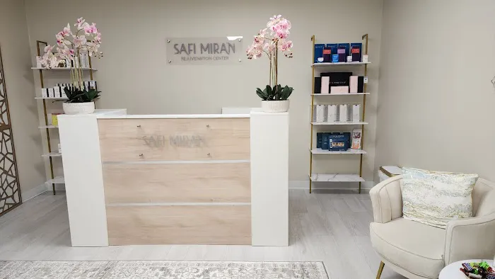 Safi Miran Denver Rejuvenation Center Picture 6