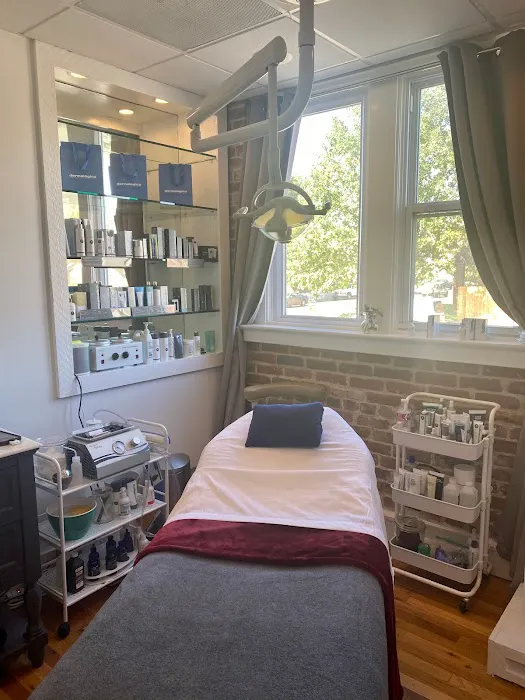 Skin By Claudia Picture 3