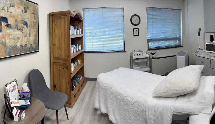 Skin By Claudia Picture 2