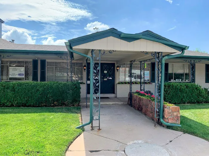 Queen B Esthetics Picture 3