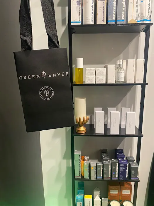 Wicked Charming Artistry Picture 10