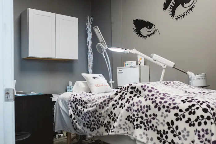 Vérité Skin & Lash Studio Picture 10