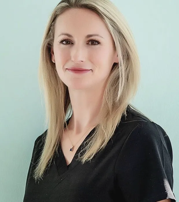 Amery Aesthetics Picture 6