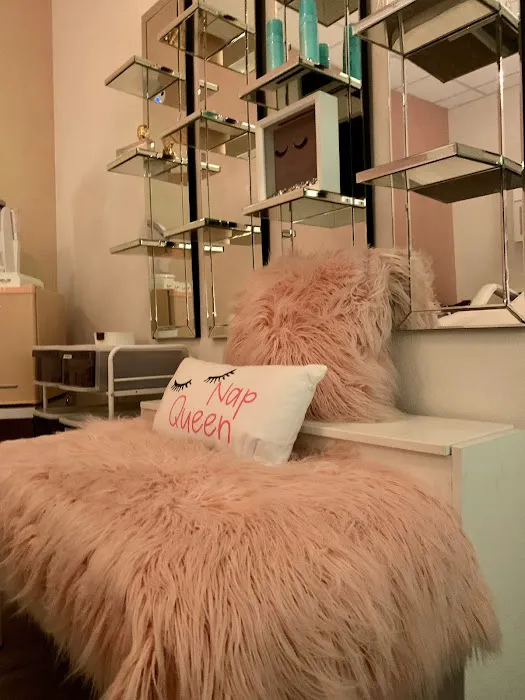 The Este Edit Picture 3