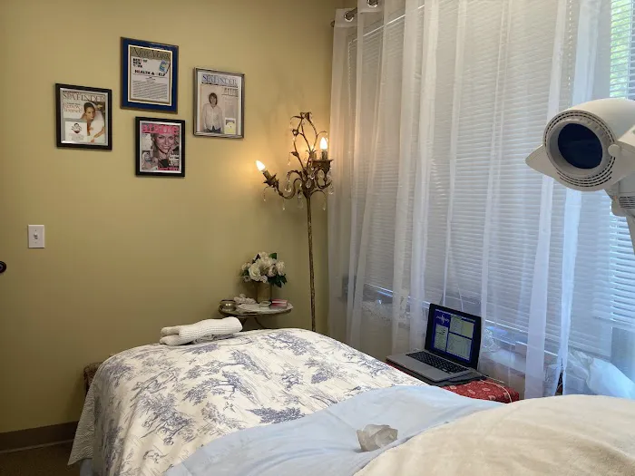 Julia March Skin Care, LLC Picture 3