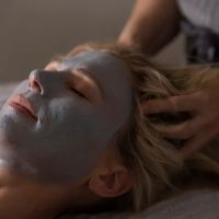 Tiffinay Sloan Skincare Therapist ico