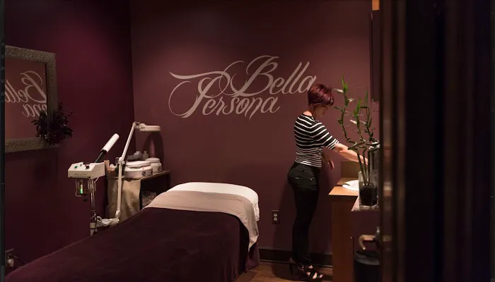 Bella Persona Picture 8