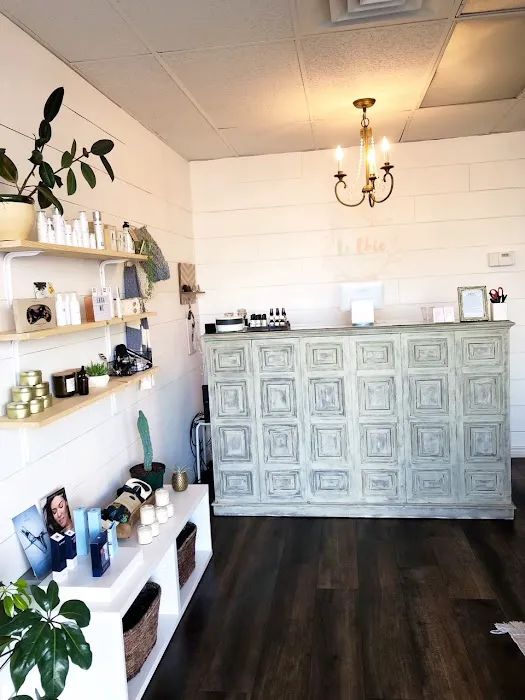 Le Chic Lash Boutique Picture 4