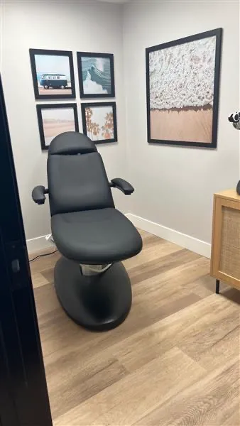 Skin Laundry - Park Meadows Picture 7