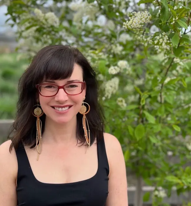 Age Gracefully Esthetics Picture 1