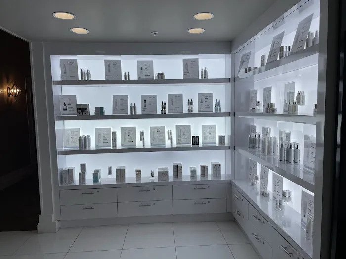 Macias Dermatology Picture 5