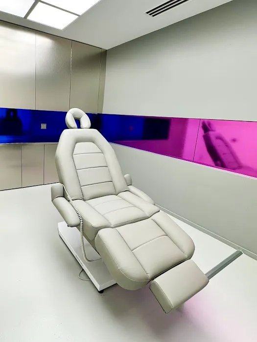 Sisu Clinic - Houston Picture 6