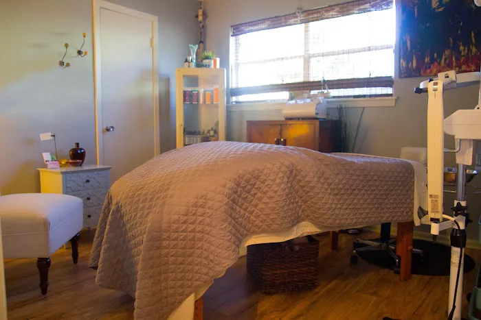 Ashley Ansley-Holistic Body Therapies Picture 1