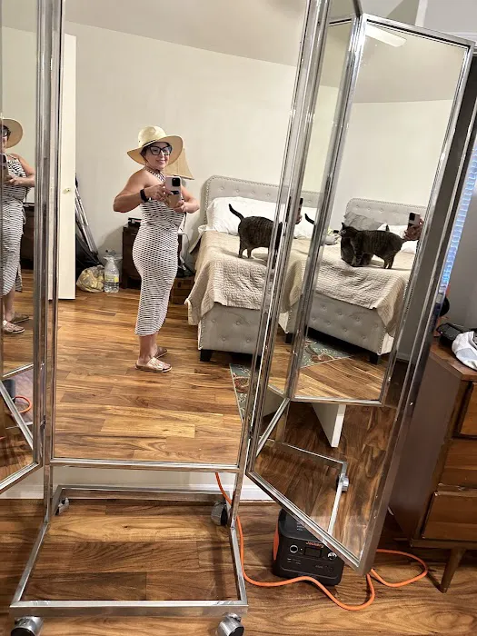 SkinCeuticals SkinLab by Dr. Roth – Houston Picture 4