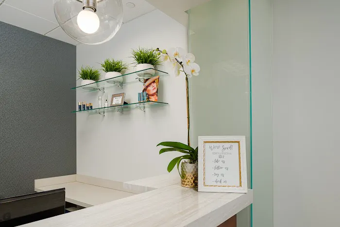 Dermatology & Laser Surgery Center Picture 4