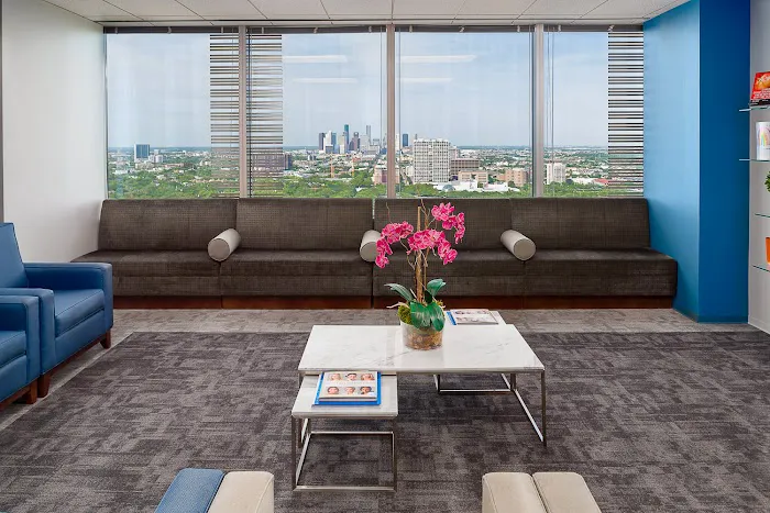 Dermatology & Laser Surgery Center Picture 5