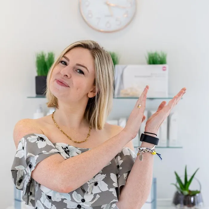 Abby The Esthetician Picture 9