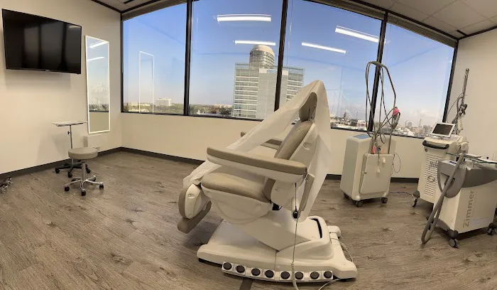 River Oaks Dermatology Picture 4