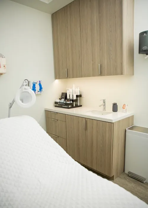 Bayou City Dermatology Picture 9