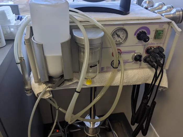 Dr. W Dermatology Picture 4