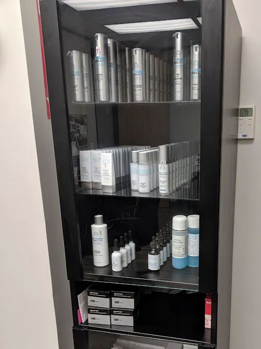 Dr. W Dermatology Picture 5