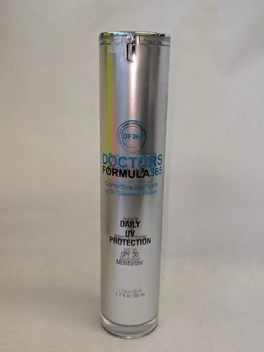 Dr. W Dermatology Picture 6