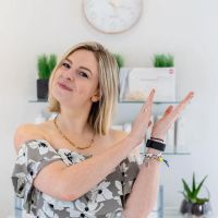 Abby The Esthetician (Tanglewood) ico