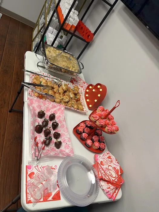 Taylor the Esty Skin Studio Picture 3