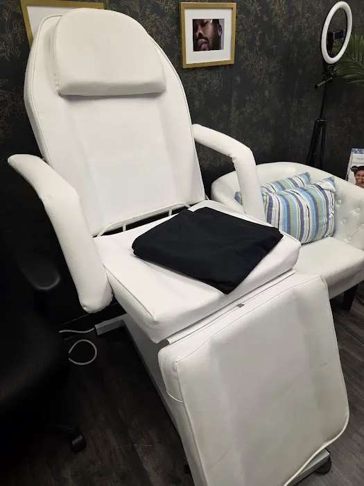 EVOLVING AND EMERGING U Picture 3