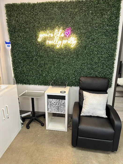 Simplicity Skin Studio Picture 5