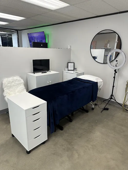 Simplicity Skin Studio Picture 9