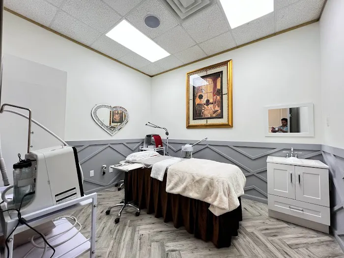 Glow N Slim Aesthetic Picture 3