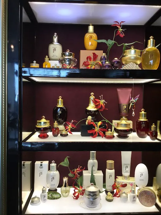 IN & N Skin Care Picture 3