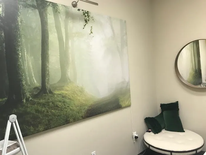 Salma's Advanced Skin and Hair Care Picture 2