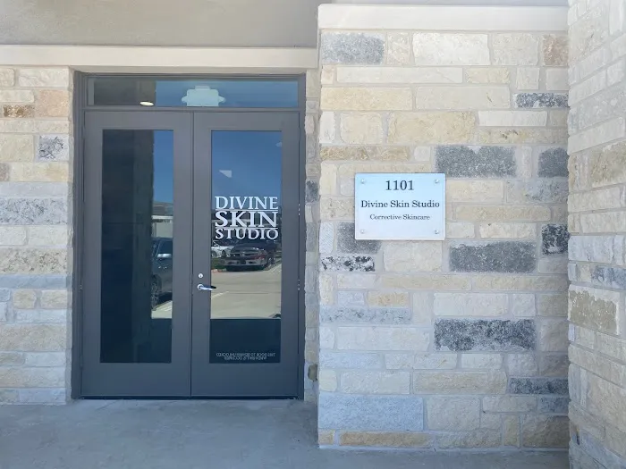 Divine Skin Studio Picture 2