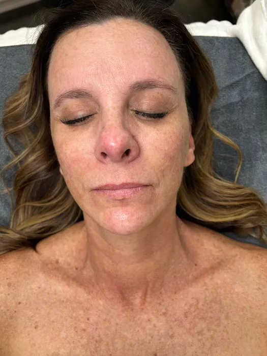 Modern Esthetics Picture 1