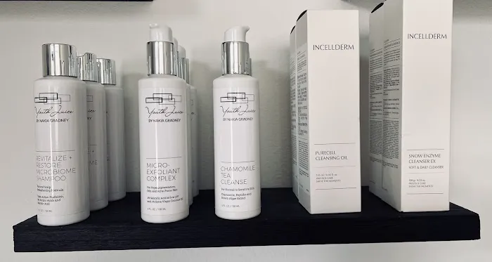 Skin By Nakia The Beauty bar Picture 5