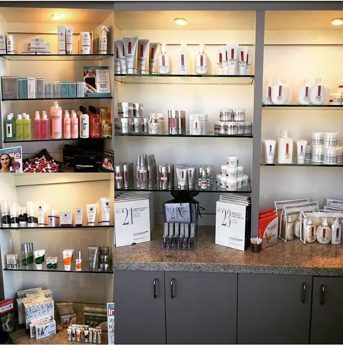 SKIN 101 Medspa - Botox, Fillers & Lasers Picture 1