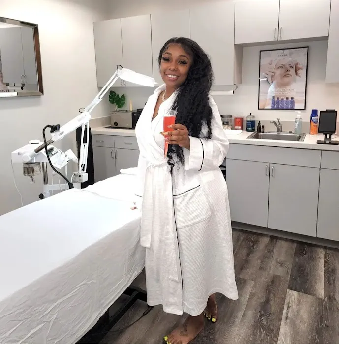 Aenor Aesthetics Medical Spa Picture 9