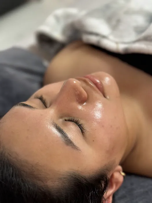 Beyond The Skin Beauty Lounge Picture 5