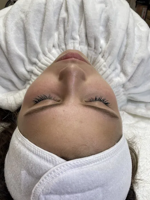 Dermaval Skincare Picture 1