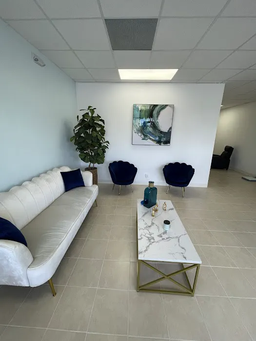 Luxury Aesthetics & IV Clinic Picture 8