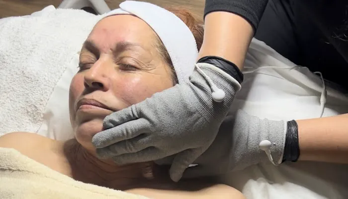 New Aura AestheTX Picture 5