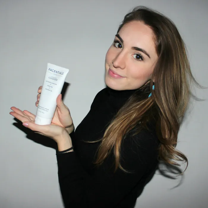 Facentials Picture 4