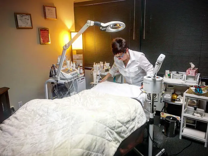 OlMar Esthetics Picture 1