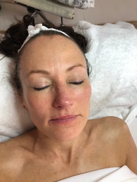 SHARONE SKIN SPECIALIST Picture 4