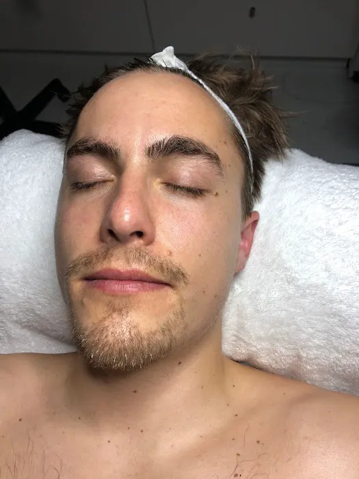 SHARONE SKIN SPECIALIST Picture 6