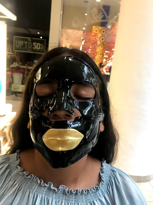 Aviva Day Spa Collagen Mask Plaza Bonita Picture 7