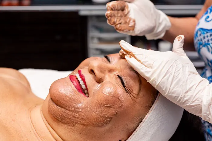 Glisten Skin Picture 4